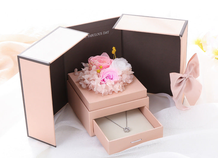 🌸 „Eternal Rose“ Geschenkbox – konservierte Rose (Blume/Bär/Kaninchen)